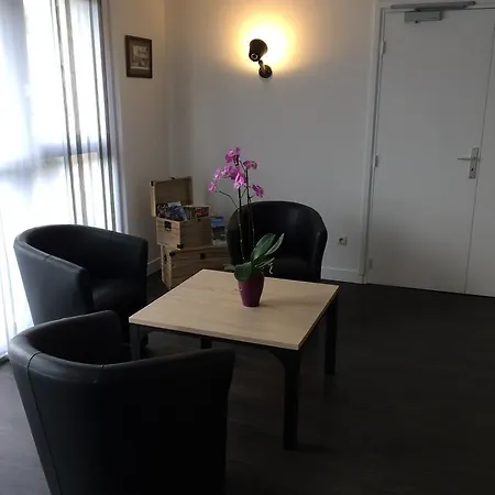 Castel 2* Neuves-Maisons