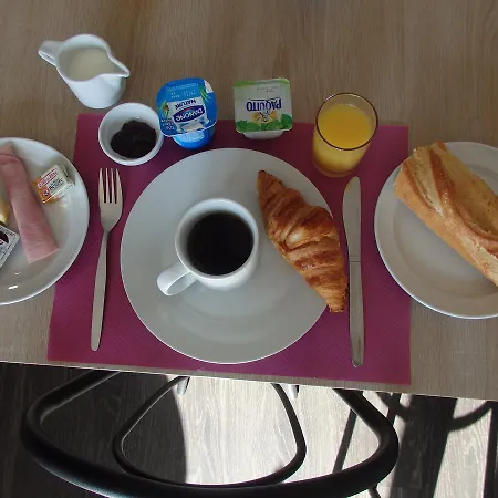 Castel Hotell