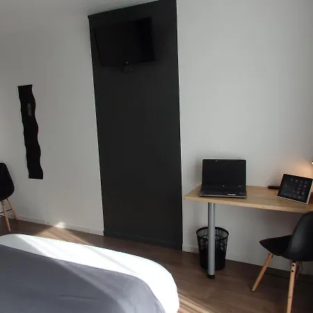 Castel Hotel Neuves-Maisons